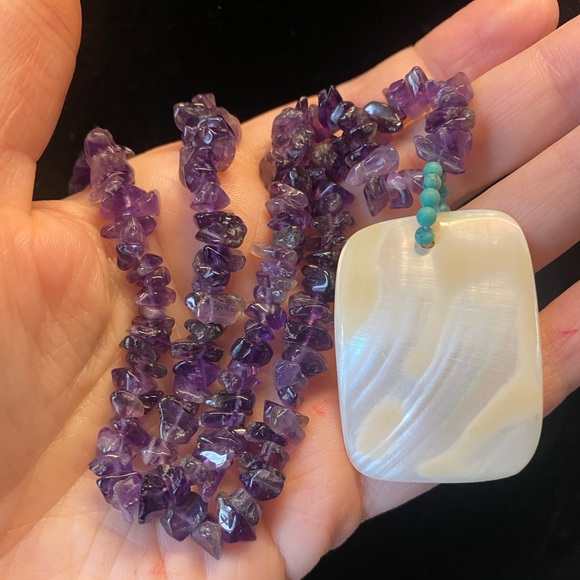 Vintage Amethyst Necklace W/ Mother Of Pearl Pendant Attached W/ Turquoise Beads - Picture 5 of 5